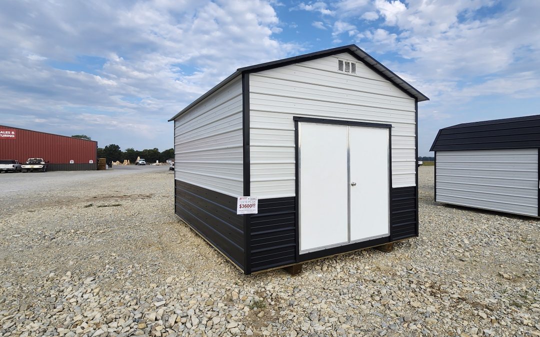 12×16 Peak – White and Black w/ Wainscot (#2881)
