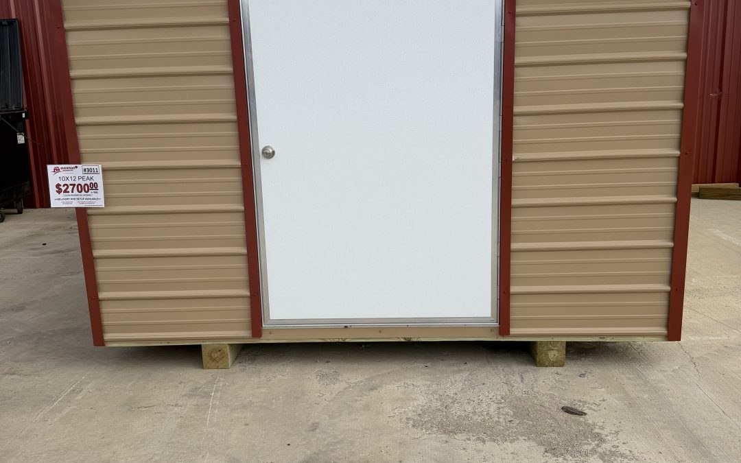 10×12 Peak – Tan and Rustic Red (#3011)